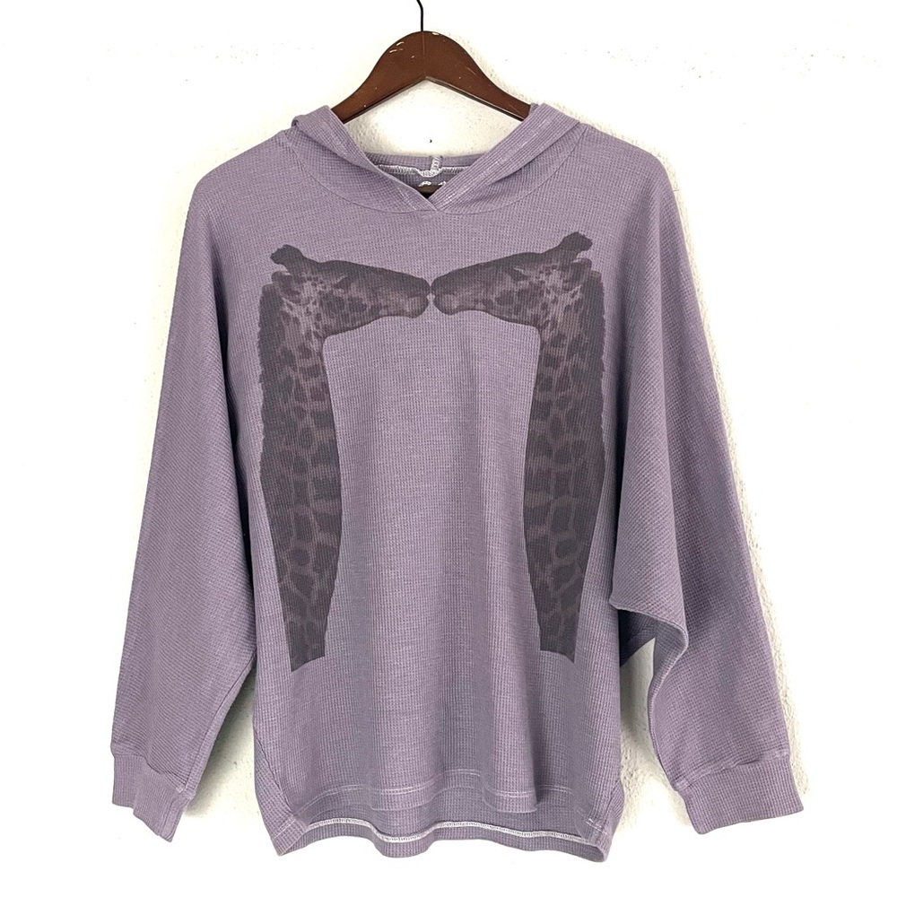 Go Couture Oversized Purple Waffle Knit Hoodie Kissing Giraffe Graphic Large